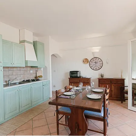 Quiet With A Big Pool And A Spectacular View. Appartement