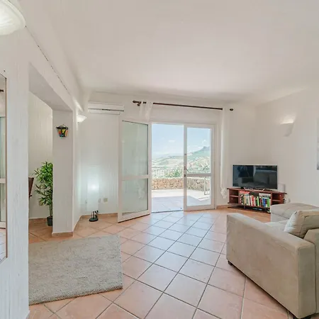 Quiet With A Big Pool And A Spectacular View. Apartment Castelsardo