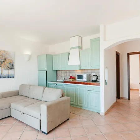 Quiet With A Big Pool And A Spectacular View. Appartement Castelsardo
